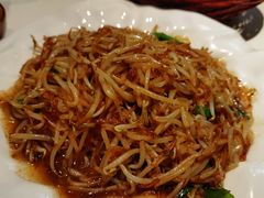 笨豆芽炒粉-奇滋豆味(南十四道街店)