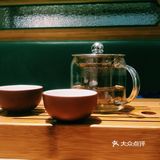 桌上粥是鲜香粥  眼前人是心上人