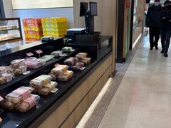 -上海市长春食品商店(淮海中路店)