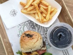 -龙治汉堡(中华城店)