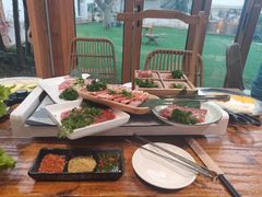 -柠檬花院烤肉·会议团建·聚会·求婚(三圣乡店)