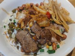 -牛八宝桂林米粉(八里庄店)