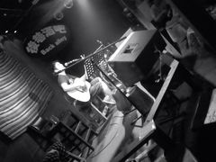 iphone_upload_pic-后巷酒吧Back Alley(未来广场店)