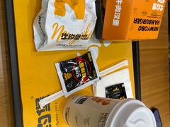 -牛约堡·手作牛肉汉堡(长宁店)