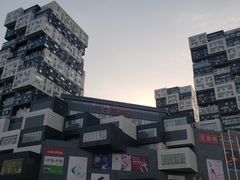 -资和信百货商场