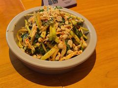 -SHAN山(前滩太古里店)