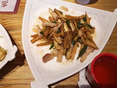 -兔槽江湖菜·重庆璧山兔(水围店)