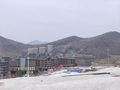 -中旅松花湖滑雪场