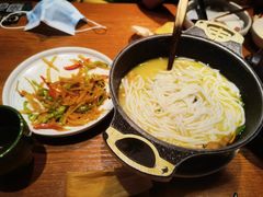 -云海肴·汽锅鸡·云南菜(天山百盛优客店)