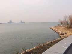 -上海滴水湖皇冠假日酒店