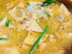 -苏莱特色牛骨滩羊手抓馆(长城东街总店)