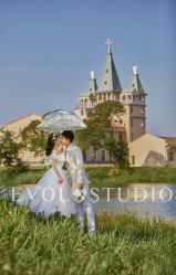 -乐默婚纱摄影工作室