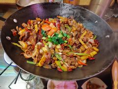 -富正毅三下锅·湘西韵味(天门山索道店)