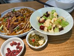 -潮粥荟·潮汕砂锅粥(槐房万达店)