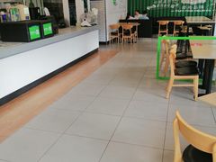 大堂-老乡鸡(武汉烽胜路店)