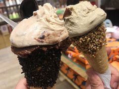 特浓榛子云石黑巧克力-VENCHI 闻绮(北京国贸商城店)