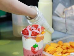 -十二中草莓冰·红豆沙冰屋(十二中店)