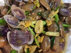 -小辣妹川味海鲜加工店(第一市场椰风巷店)