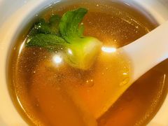 松茸鸡汤-萬國春·中菜馆(颐和公馆店)