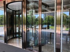 -山明水秀大饭店