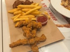 -必胜客(砂之船中东奥莱店)