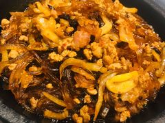 酸菜肉末粉丝煲-金春禧(世茂国际广场店)