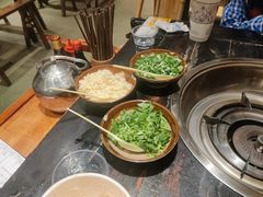 -周小明火锅(黑金冠社区店)