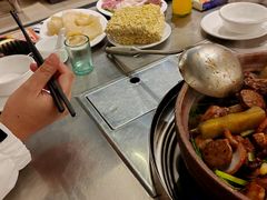 -胡须佬鸡煲四季火锅店(石厦西村直营店)