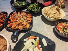 -巴厘龙虾·榜首油焖大虾(音乐学院·沿江酒馆店)