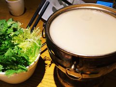 -爱碗亭·鲜炒湖南菜(壹城中心店)