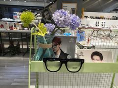 -宏宇眼镜蔡司依视路折扣店(兆佳眼镜城店)