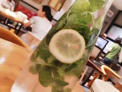 柠檬水-比格比萨自助(新辰里学清路店)