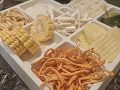 蔬菜-一席地·本地鸡窝·杭帮鸡火锅(萧山银隆百货店)