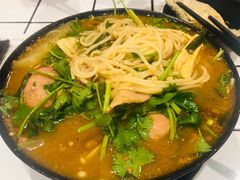 -肥汁米蘭香港米线(长宁来福士店)