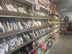 -唯品会(北京国瑞城店)