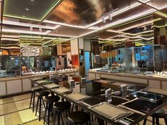 -大中华希尔顿酒店-念自助餐·嗨啤·小龙虾