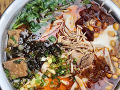 -老五鸡丝豆花面粉(瑞金北路68号院店)