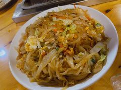 -宏兴烤鱼山庄(宣恩总店)