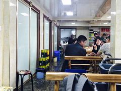 大堂-亨利烧烤(理想山店)
