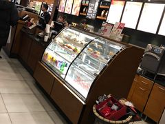 -星巴克(上海虹桥新天地二店)