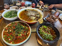 -盐帮食坊•小河帮川菜(四川师大店)