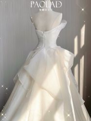 -南京宝娜嫁衣婚纱礼服馆(中央路店)