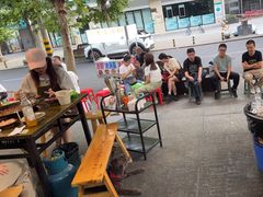 -黄潇洒老火锅(九眼桥宏济巷店)