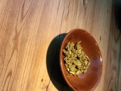 -先启半步颠小酒馆(虹桥龙湖天街店)