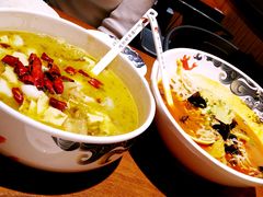 -渝是乎酸菜鱼(龙旗购物中心店)