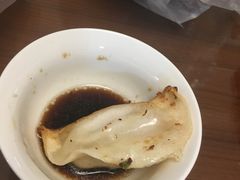 -胖子锅贴(双阳路111弄店)