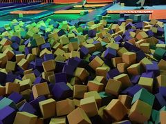 -VFSC极限蹦床主题公园(乐园道彩悦城阳光店)