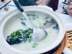 -天乐农家鱼头王(天目湖店)