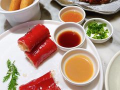红米脆皮鲜虾肠-蝴蝶里·粤菜·点心(滨江龙湖店)