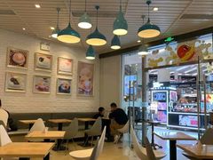 大堂-满记甜品(荟聚购物中心店)